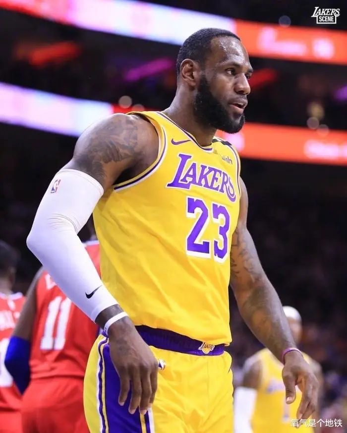 里程碑夜！达拉斯独行侠刷新队史纪录，意甲转会期刷纪录，球迷炸锅，团队化学反应显著的简单介绍-英雄联盟S15竞猜